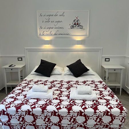 Domus Giordano Hotell Roma Eksteriør bilde